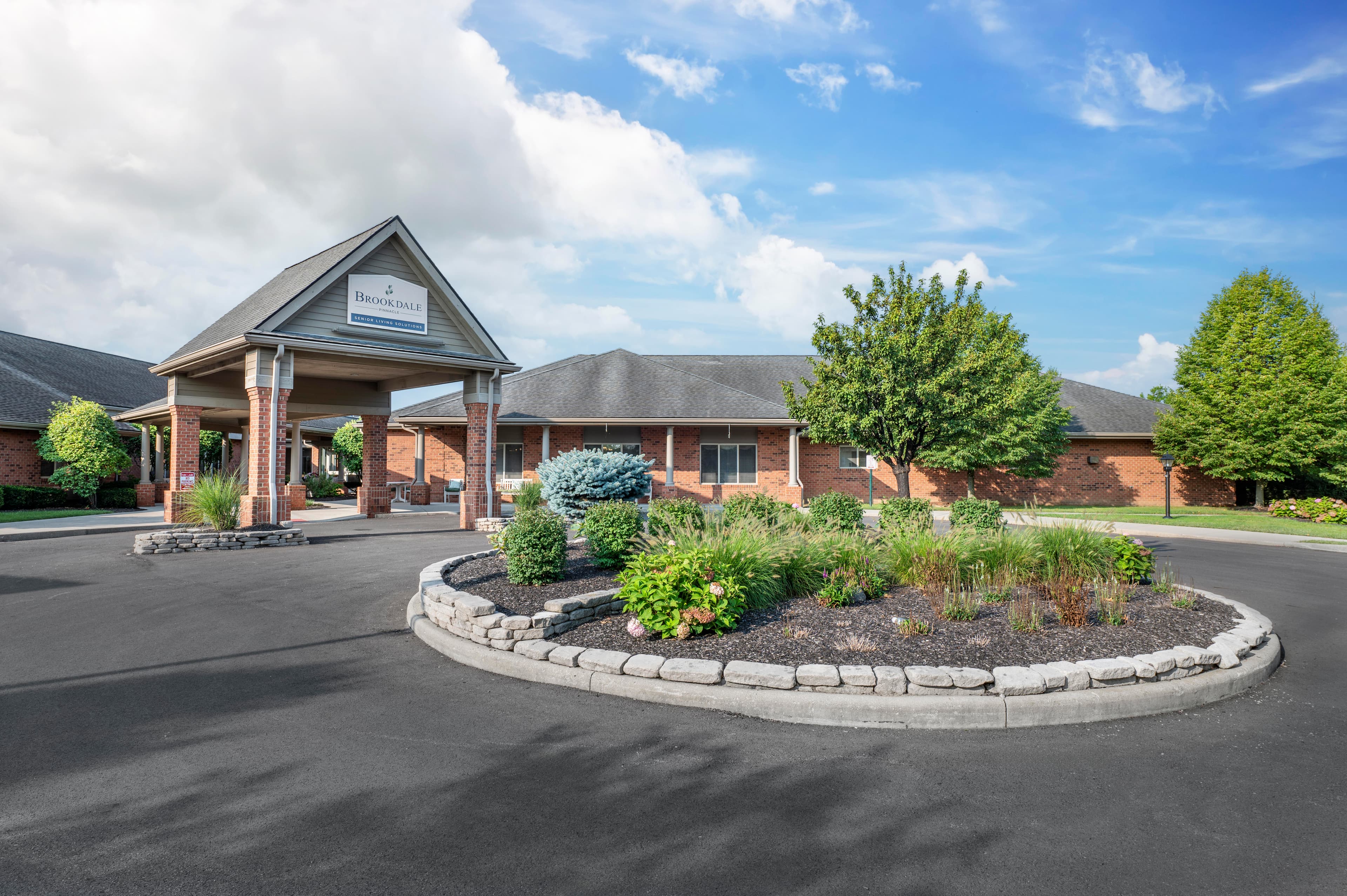 Brookdale Pinnacle (Offering HealthPlus) in Grove City, OH