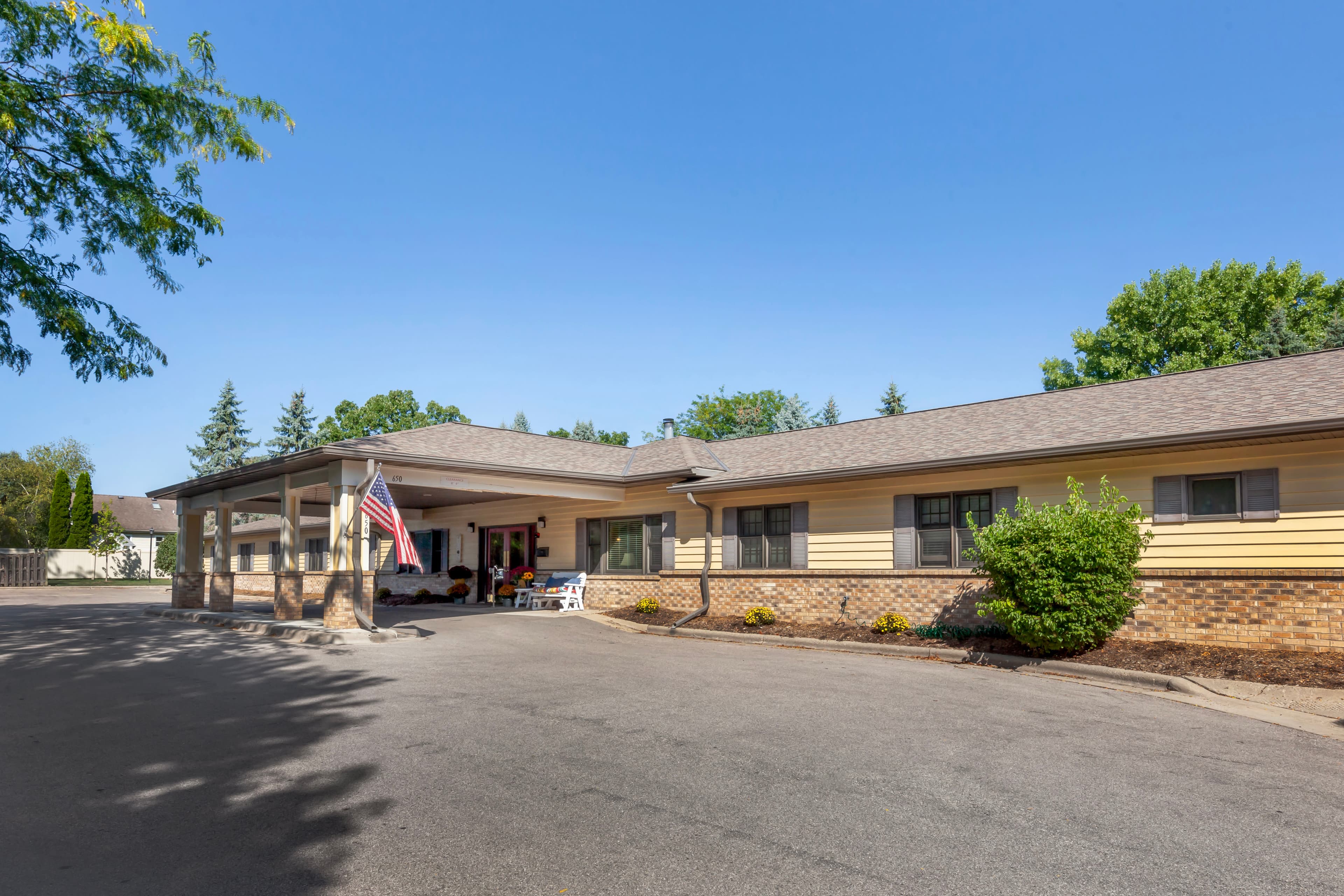 Brookdale Sun Prairie in Sun Prairie, WI - Main View