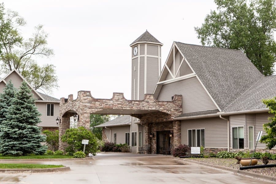 Charter Assisted Living of Moline in Moline, IL - Main View