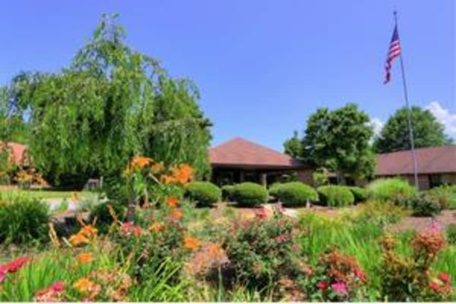 Chatuge Regional Nursing Home in Hiawassee, GA - Main View