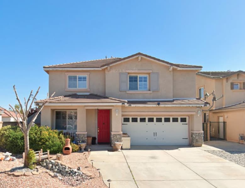 Club Rancho Manor in Palmdale, CA - Main View