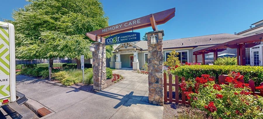 Cogir of Vancouver in Vancouver, WA - Main View