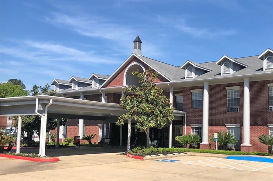 Collier Park Senior Living in Beaumont, TX