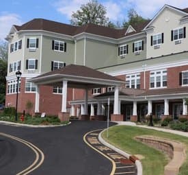 Complete Care at Hamilton Plaza in Passaic, NJ - Main View