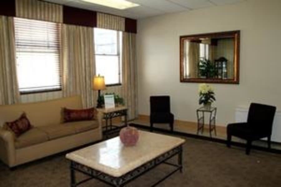 Continental Care Center in Chicago, IL - Main View