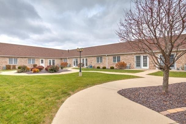 Brookstone Estates Tuscola in Tuscola, IL - Main View