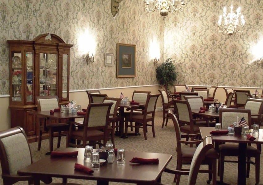 Corby Place Senior Living in Saint Joseph, MO