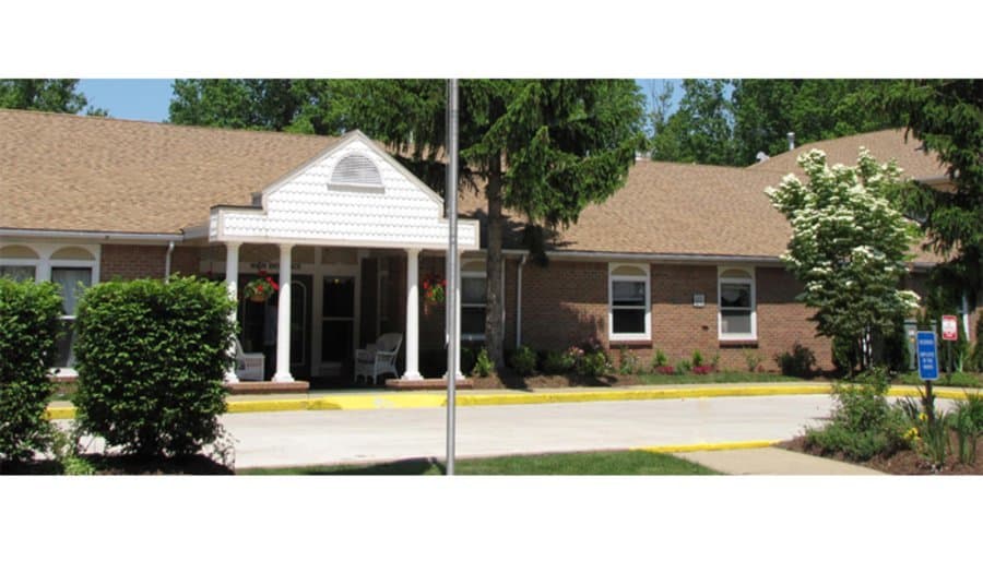Country Club Rehabilitation Campus at Ashtabula in Ashtabula, OH - Main View