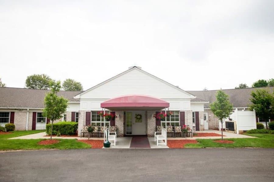 Country Meadows - South Hills in Bridgeville, PA - Main View