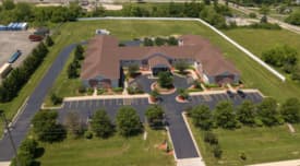Courtyard Retirement Cente in Robinson, IL - Main View