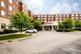 Covenant Living of Northbrook in Northbrook, IL - Main View
