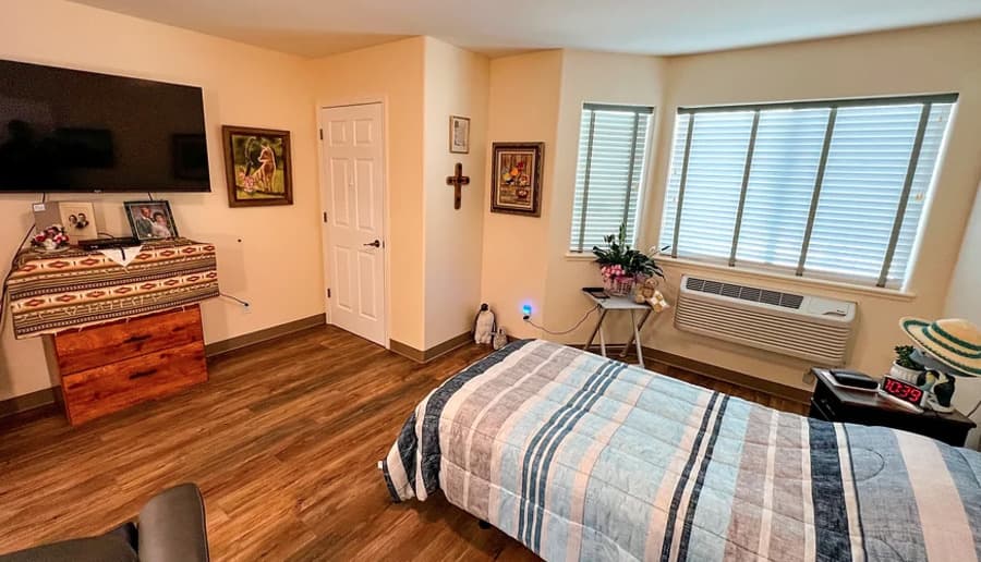 DeSano Place Suites Assisted Living in Gooding, ID