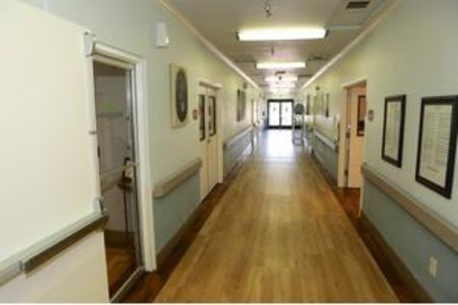Desert Terrace Nursing Center in Phoenix, AZ - Main View