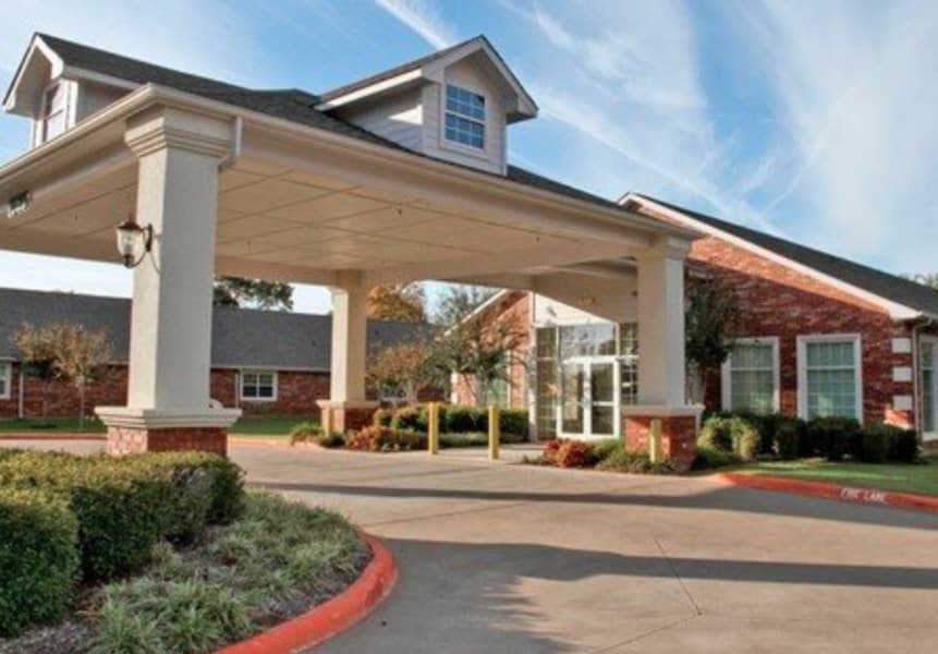 Dogwood Trails Assisted Living & Memory Care in Palestine, TX - Main View