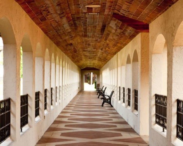 Bay Village Of Sarasota