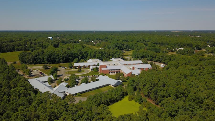 Elizabeth House in Glen Allen, VA - Main View
