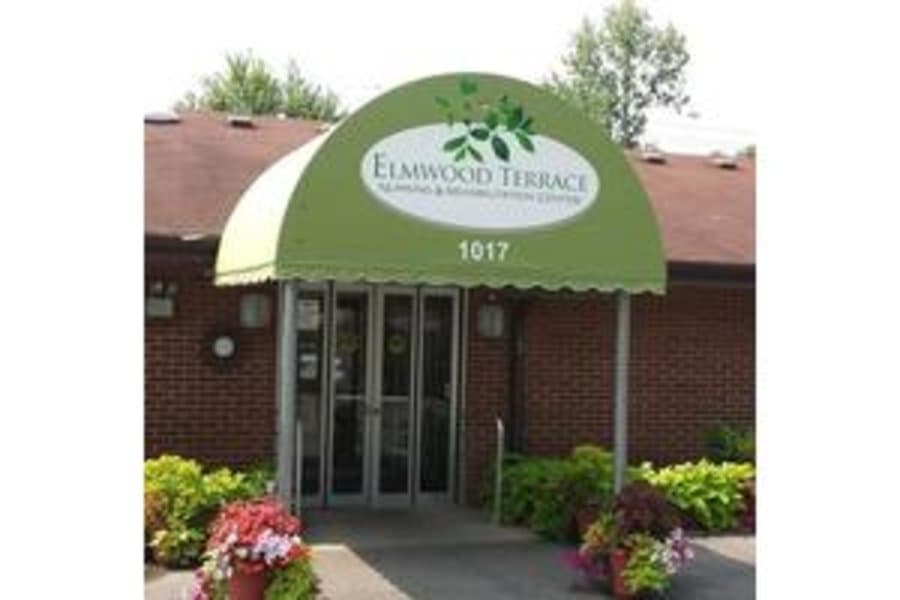 Elmwood Nursing & Rehab Center in Maryville, IL