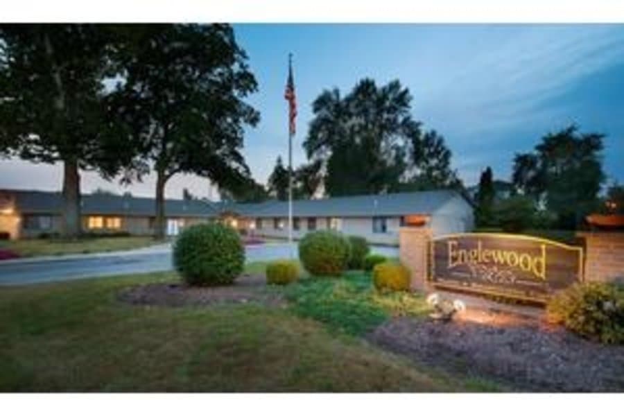 Englewood Health & Rehabilitation Center in Fort Wayne, IN - Main View