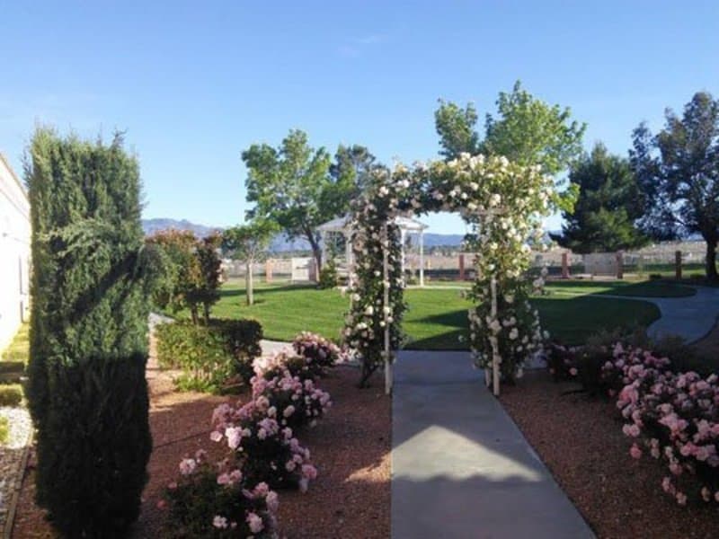 Fairway Senior Living for Independent Living in Hesperia, CA - Main View
