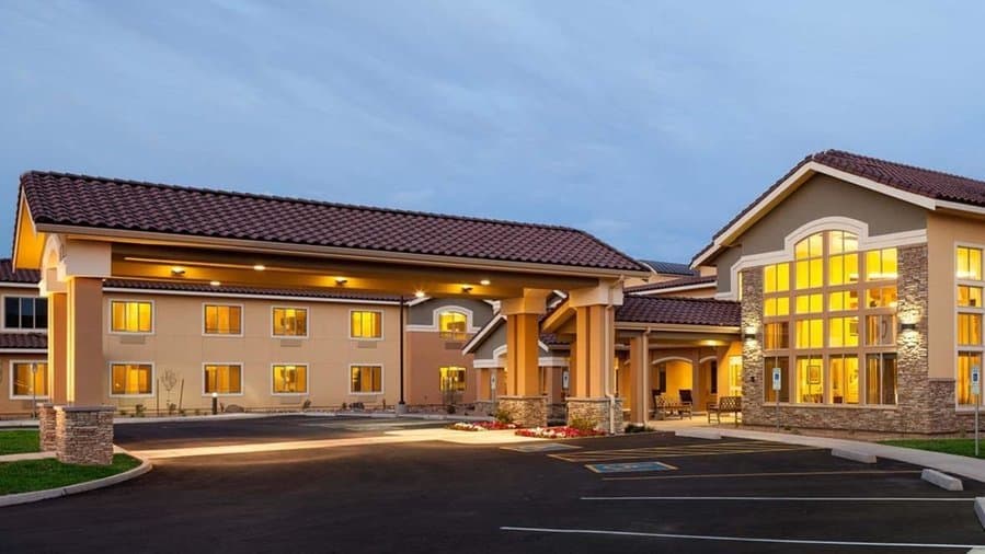 Farmington Station Senior Living in Farmington, CT