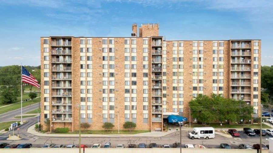 Ferndale Park Co-op in Ferndale, MI - Main View