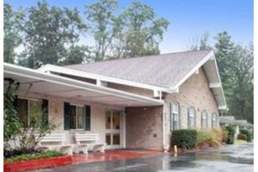 Fox Chase Healthcare in Silver Spring, MD - Main View