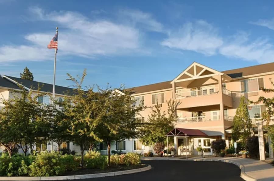 Fox Hollow Independent & Assisted Living Community in Bend, OR - Main View