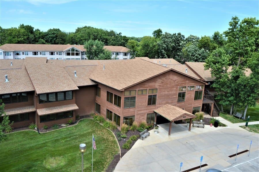 Garnett Place Retirement Community in Cedar Rapids, IA
