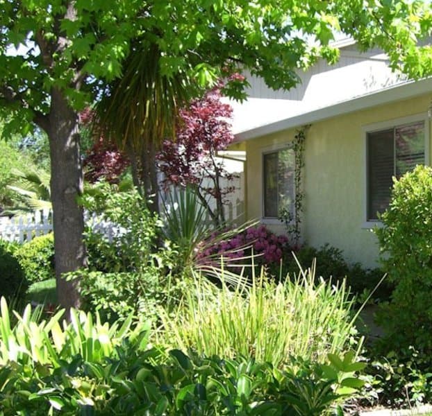 Golden Oaks Senior Living in Redding, CA - Main View