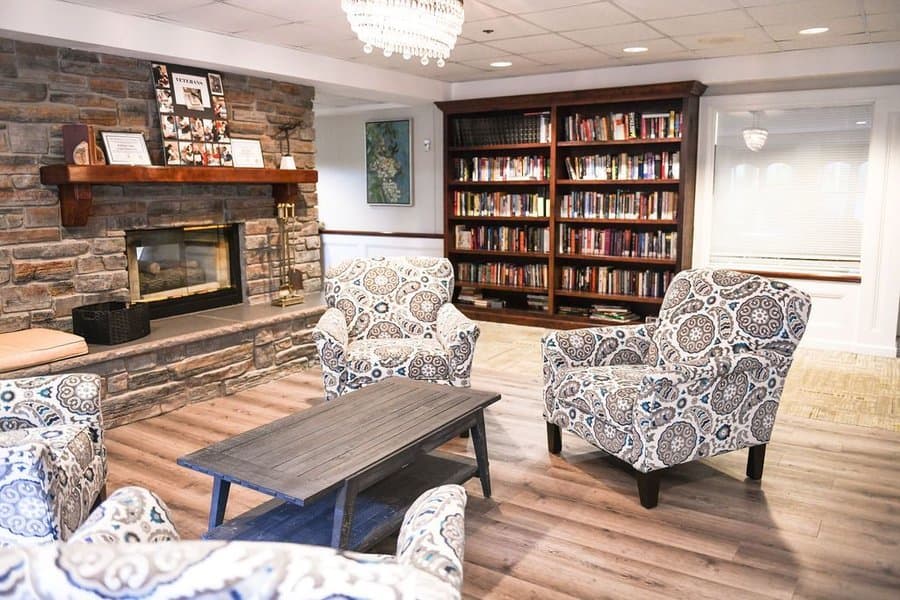Golden Pond Assisted Living in Hopkinton, MA