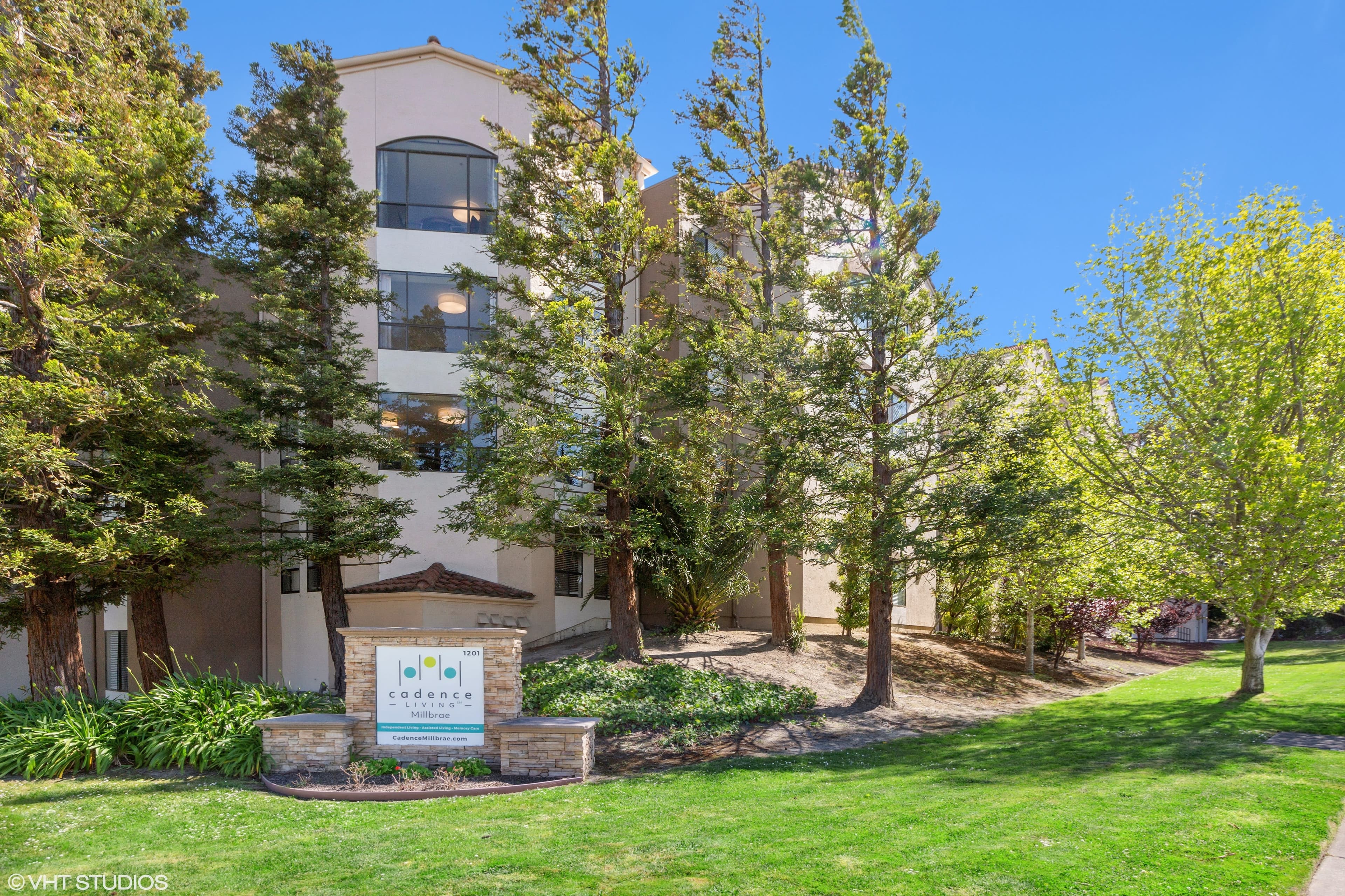 Cadence Millbrae by Cogir in Millbrae, CA - Main View