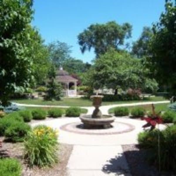 Good Samaritan Society - Heritage Place of Roseville in Roseville, MN - Main View