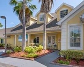 Grand Oaks Health And Rehabilitation Center in Palm Coast, FL - Main View