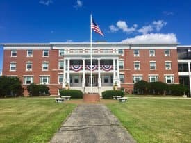 Hackett Hill Healthcare Center in Manchester, NH - Main View