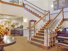 Hampton Woods Assisted Living & Nursing Center in Poland, OH