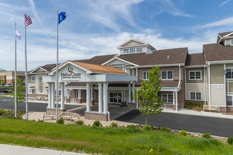 HarborChase of Evergreen Walk in South Windsor, CT - Main View