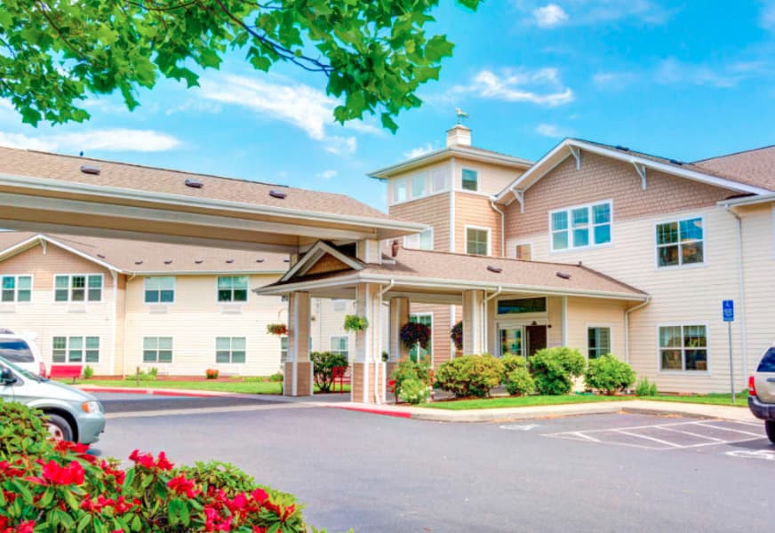 Hawks Ridge Assisted Living in Hood River, OR - Main View