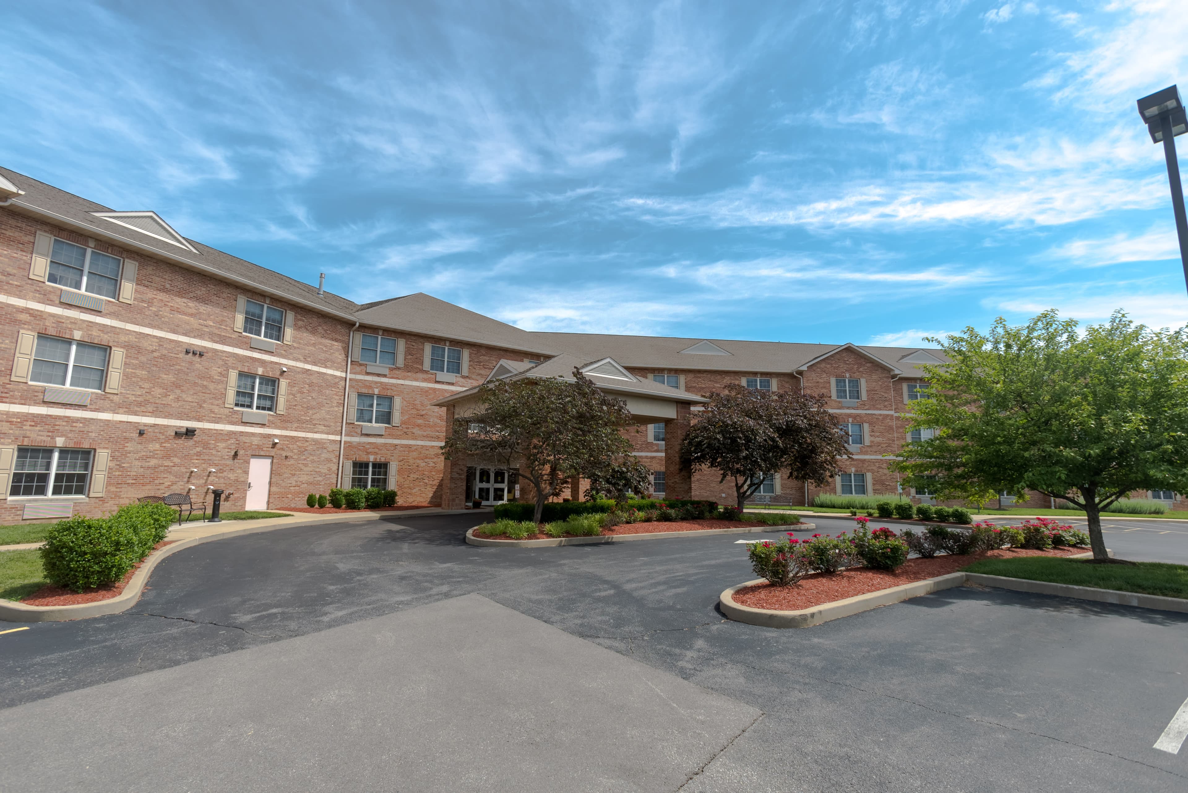 Cambridge House of O'Fallon in O'Fallon, IL - Main View
