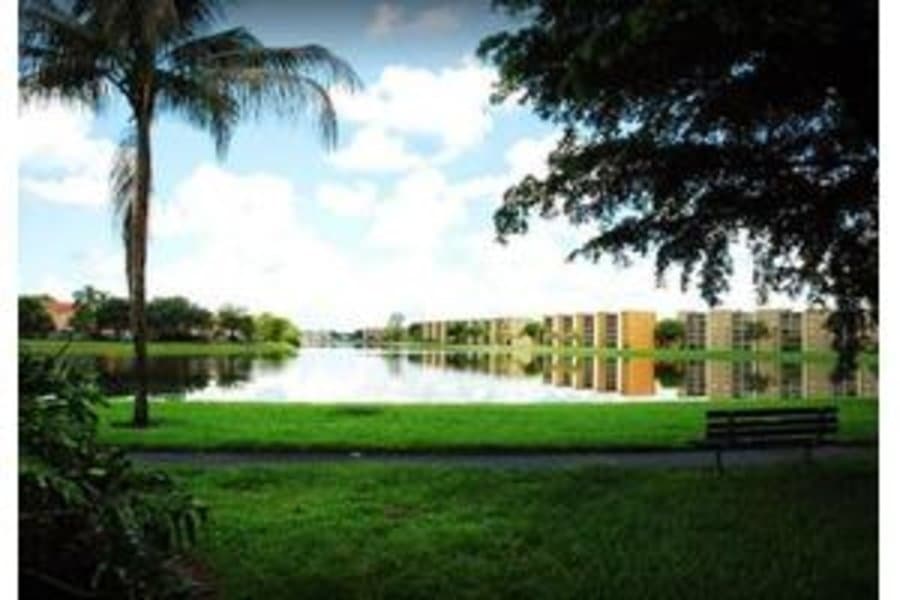 Heron Pointe Apartments in Miramar, FL - Main View