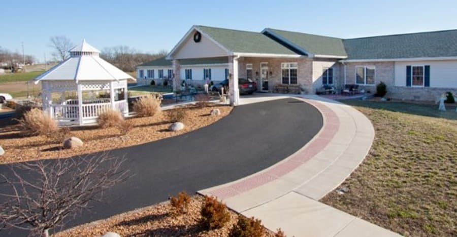 High Point Residence Chester in Chester, IL - Main View