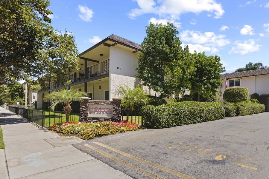 Hollybrook Senior Living of Orange - Senior living in Santa Ana, California
