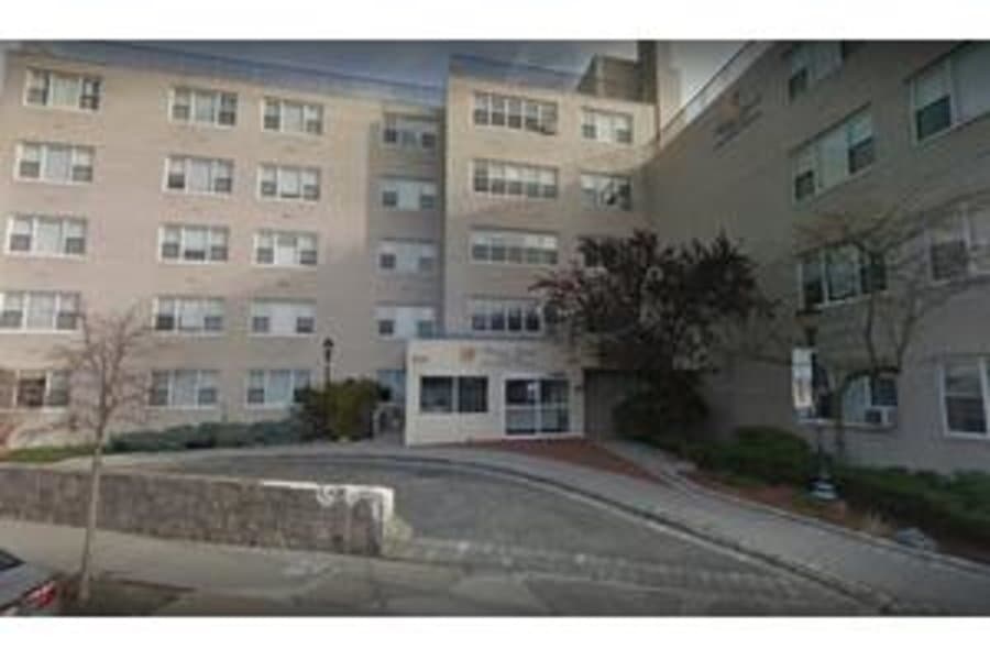 Hudson Pointe at Riverdale Center for Nursing and Rehabilitation in Bronx, NY - Main View