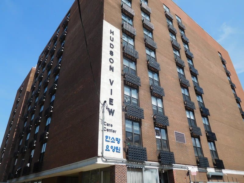 Hudsonview Center for Rehabilitation and Healthcare in North Bergen, NJ - Main View