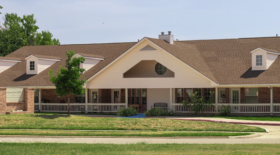 Independence Hall Assisted Living in Bowie, TX