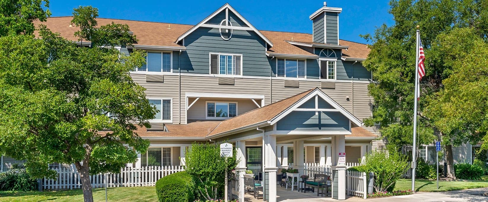 Brookdale Auburn in Auburn, CA - Main View