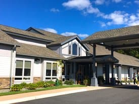 Knollwood Nursing Center in Worcester, MA - Main View
