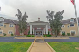 La Bella of Clifton in Clifton, IL - Main View