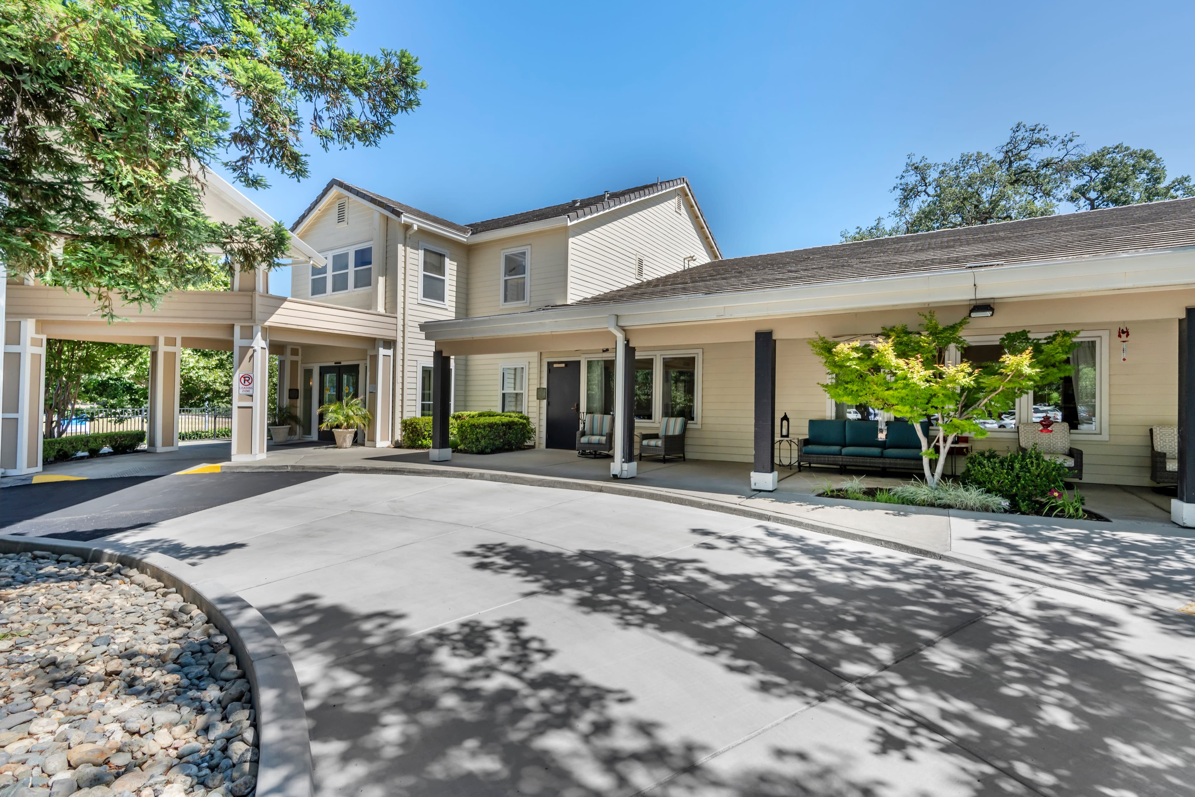 Brookdale Folsom in Folsom, CA - Main View