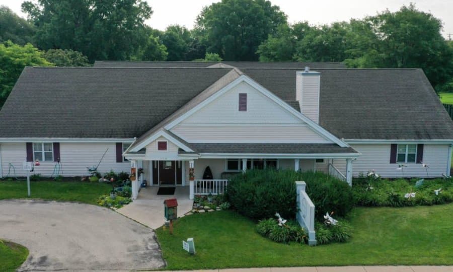 Lakepointe Villa in Oshkosh, WI - Main View