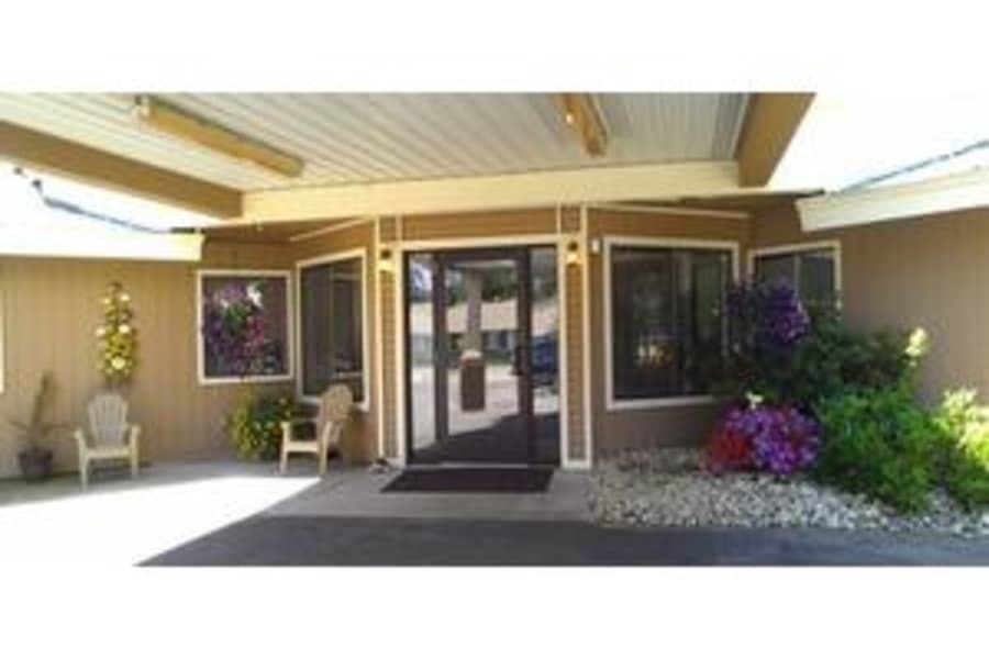 Lakeside Assisted Living - Senior living in Sandpoint, Idaho
